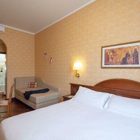 Hotel Boccaccio Florenz Exterior foto
